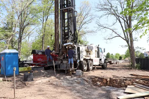 Flynn Drilling job site photograph