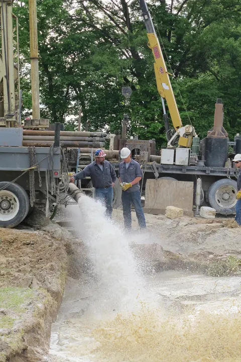 Flynn Drilling job site photograph