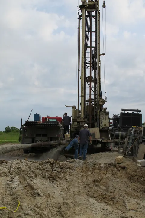 Flynn Drilling job site photograph