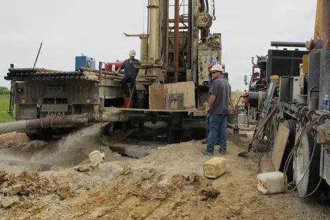 Flynn Drilling job site photograph