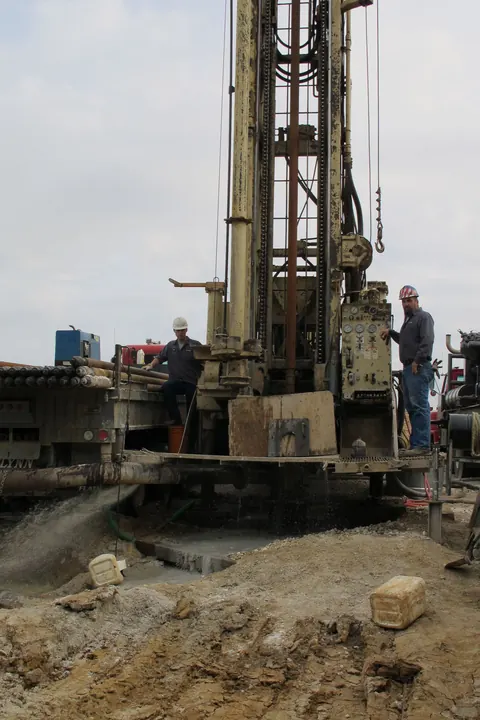 Flynn Drilling job site photograph